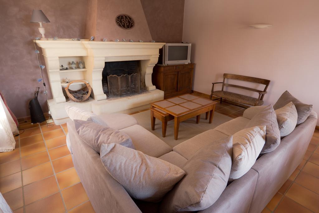 Clos Du Père Clément Visan Extérieur photo